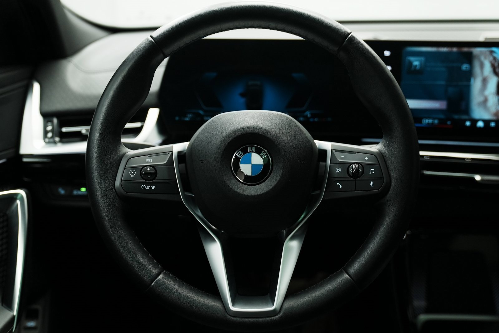 Used 2025 BMW X2 xDrive28i w/ Convenience Package image 33