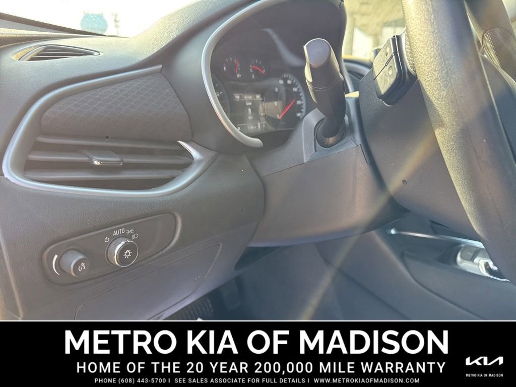 Used 2023 Chevrolet Malibu LT image 13