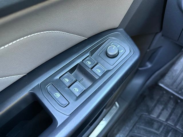 Used 2021 Volkswagen Atlas Cross Sport SEL image 37