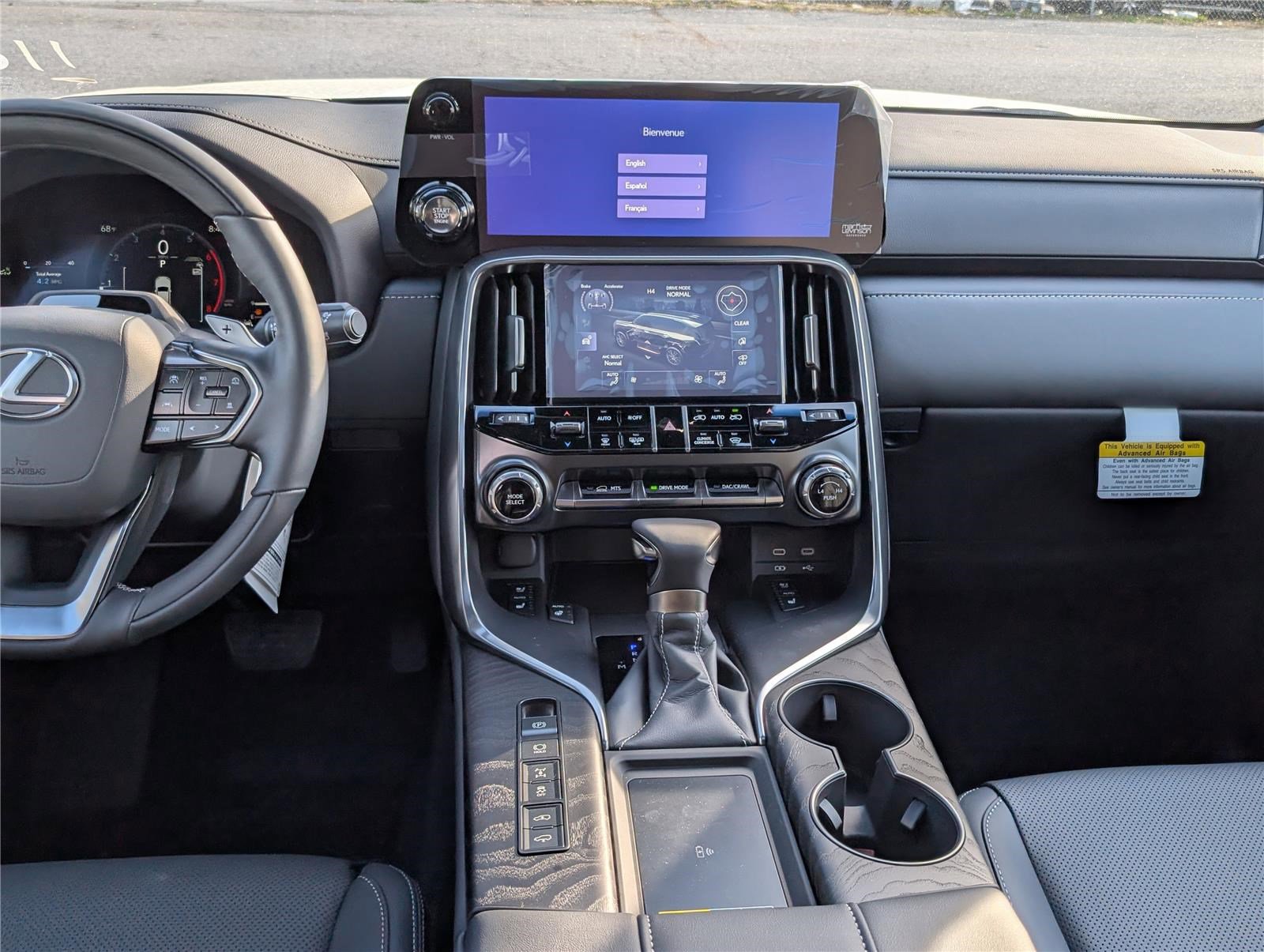New 2026 Lexus LX 600 4WD w/ Luxury Package image 17