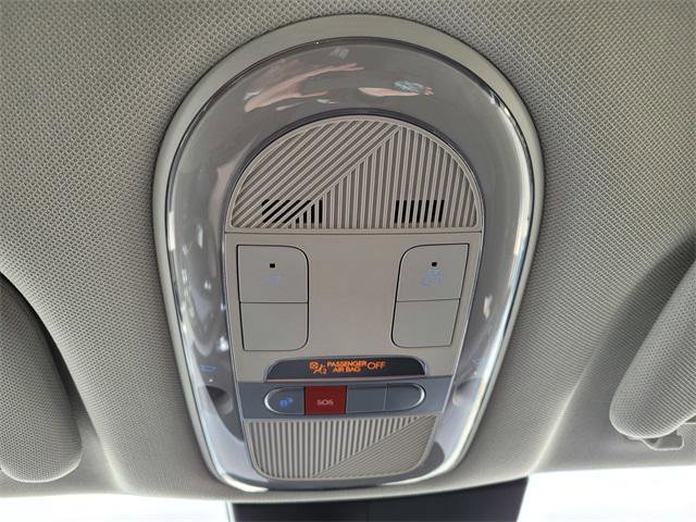 New 2026 Hyundai Ioniq 5 SEL image 18