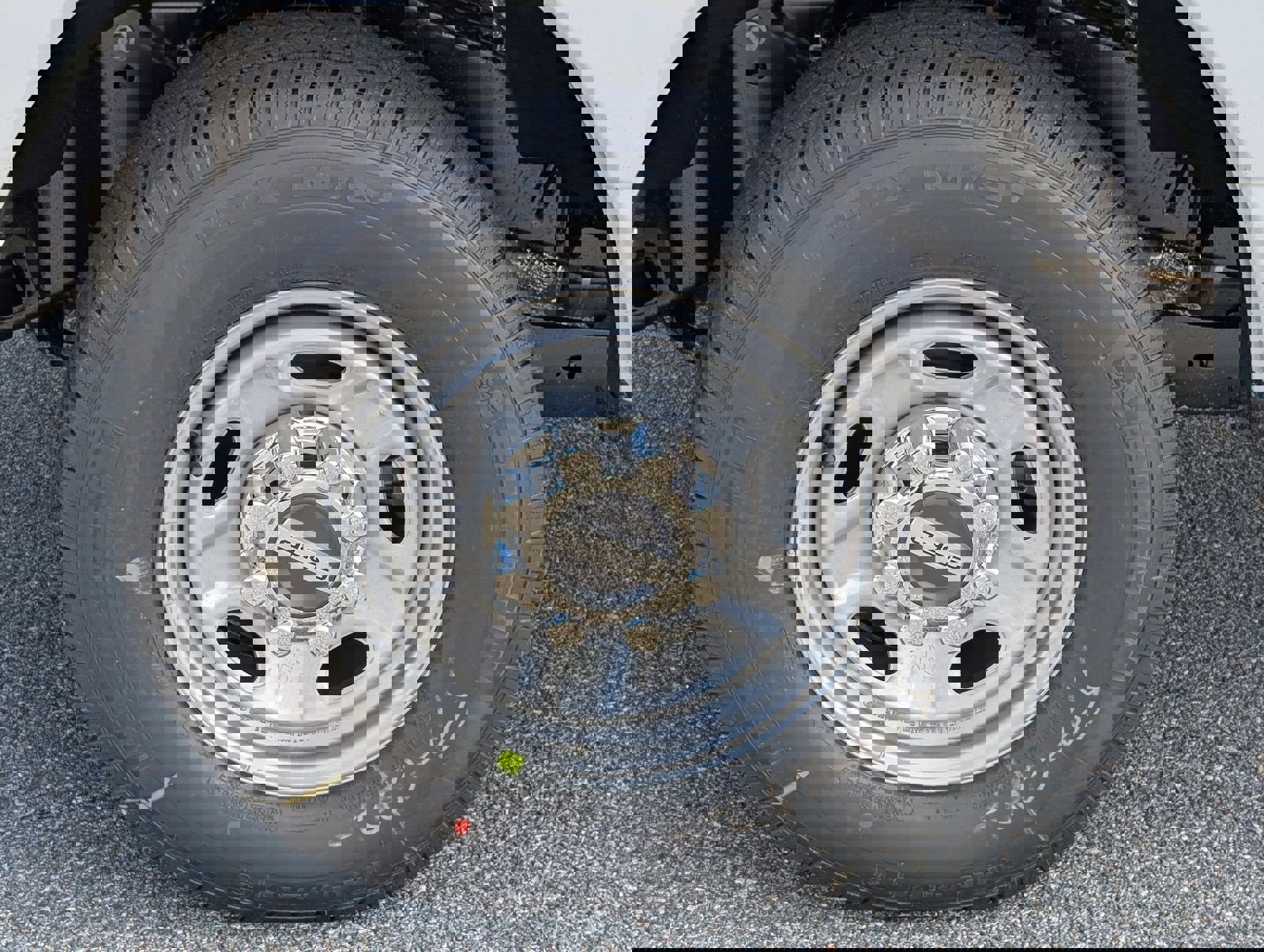 New 2026 Ford F250 XL w/ XL Chrome Package image 13