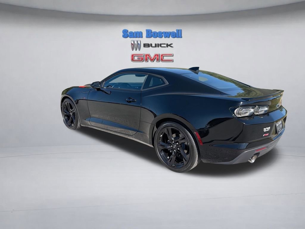 Used 2022 Chevrolet Camaro LT w/ RS Package RWD image 7