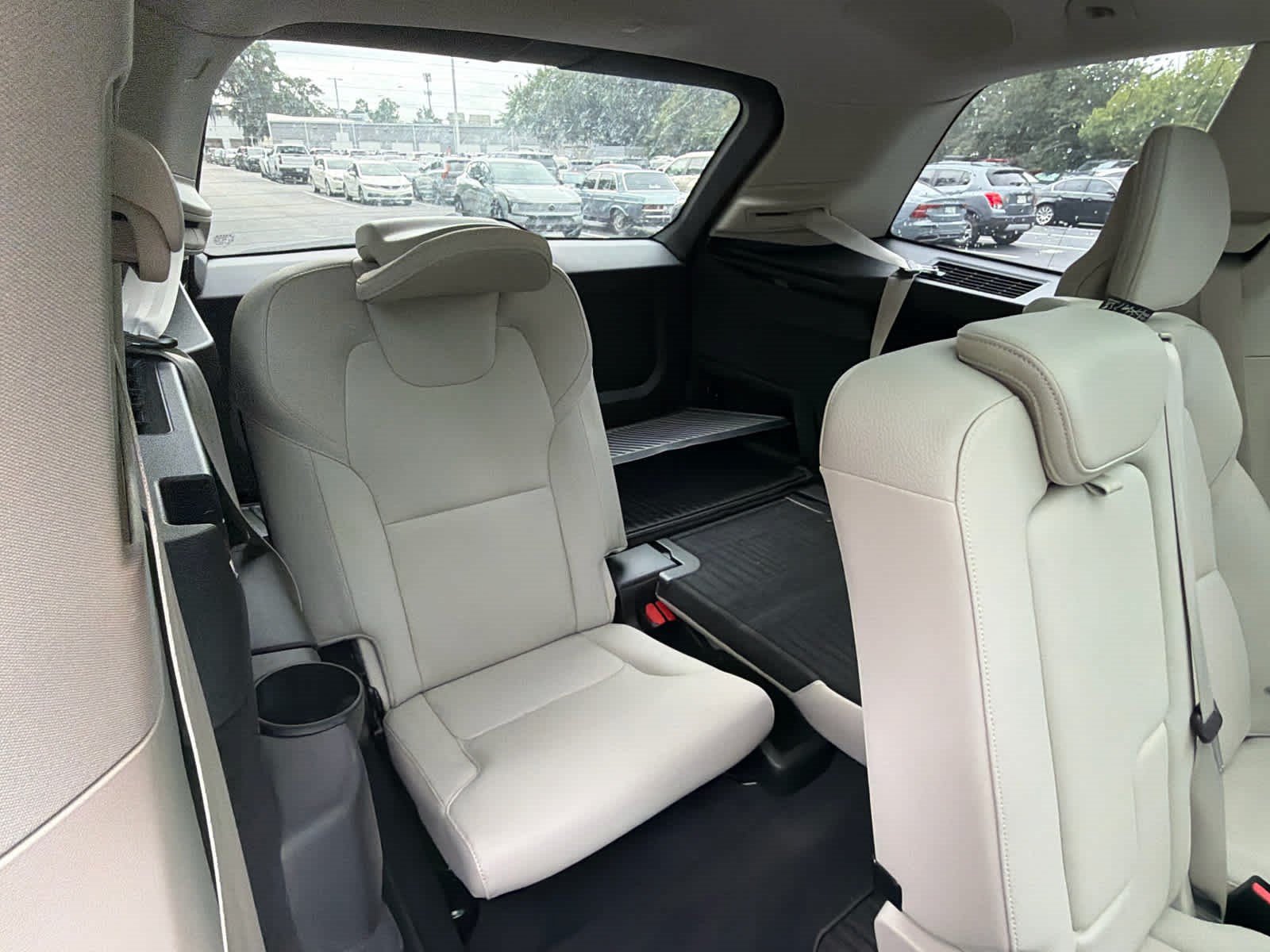 Used 2023 Volvo XC90 B6 Plus w/ Protection Package Premier AWD/4WD image 59