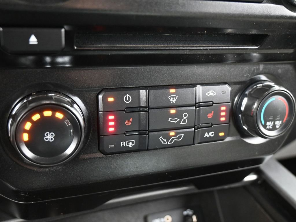 Used 2015 Ford F150 XLT w/ Equipment Group 302A Luxury image 22