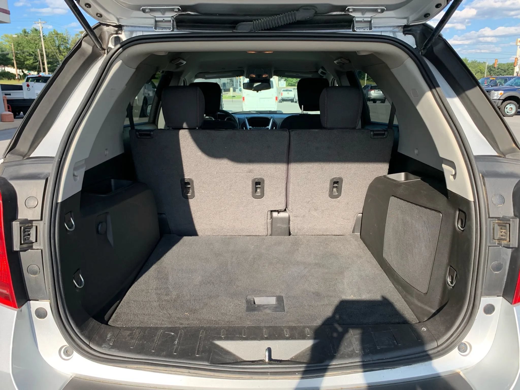 Used 2017 Chevrolet Equinox LS AWD/4WD image 28