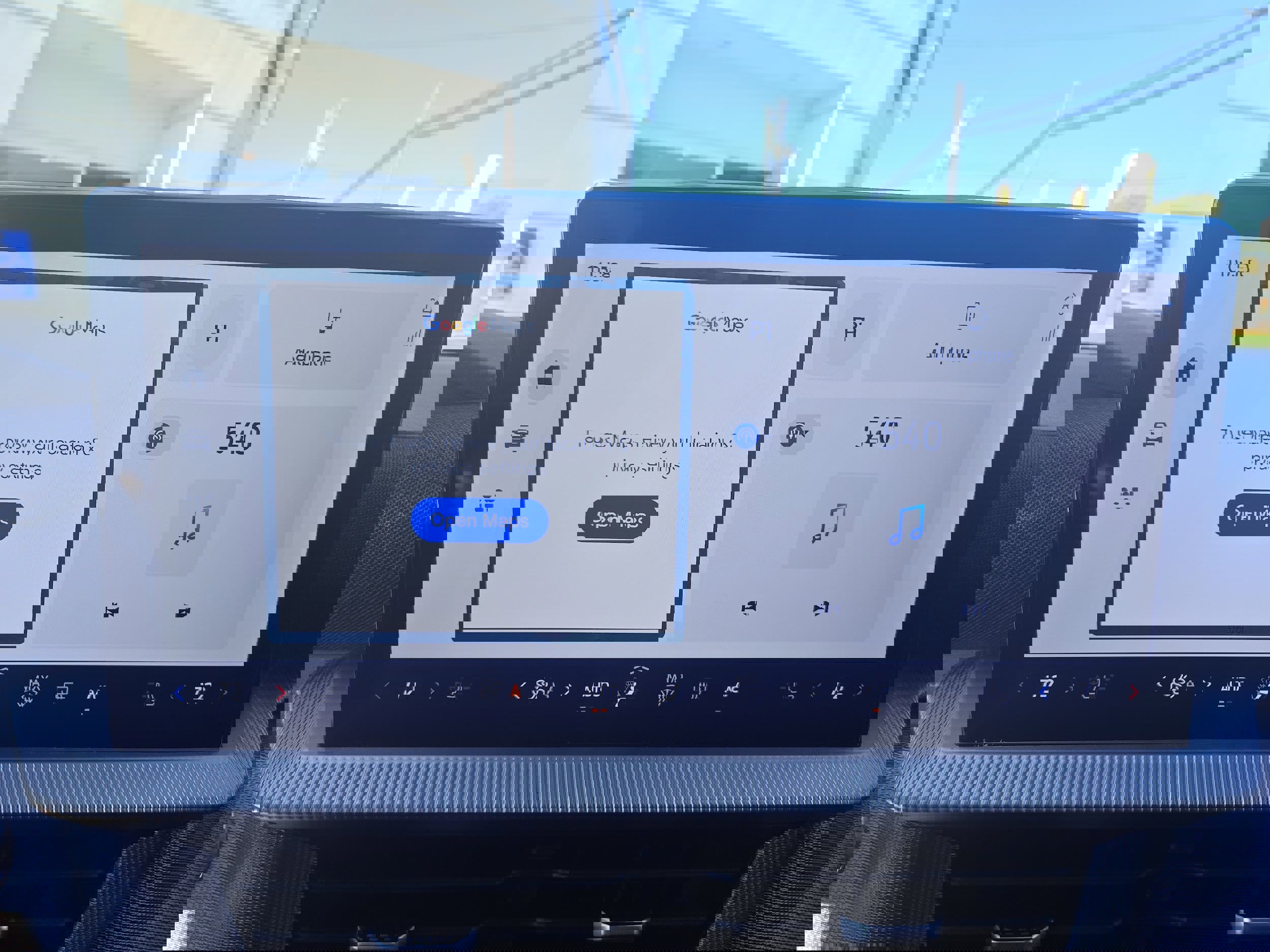 Used 2025 Ford Explorer ST-Line w/ Premium Package image 23