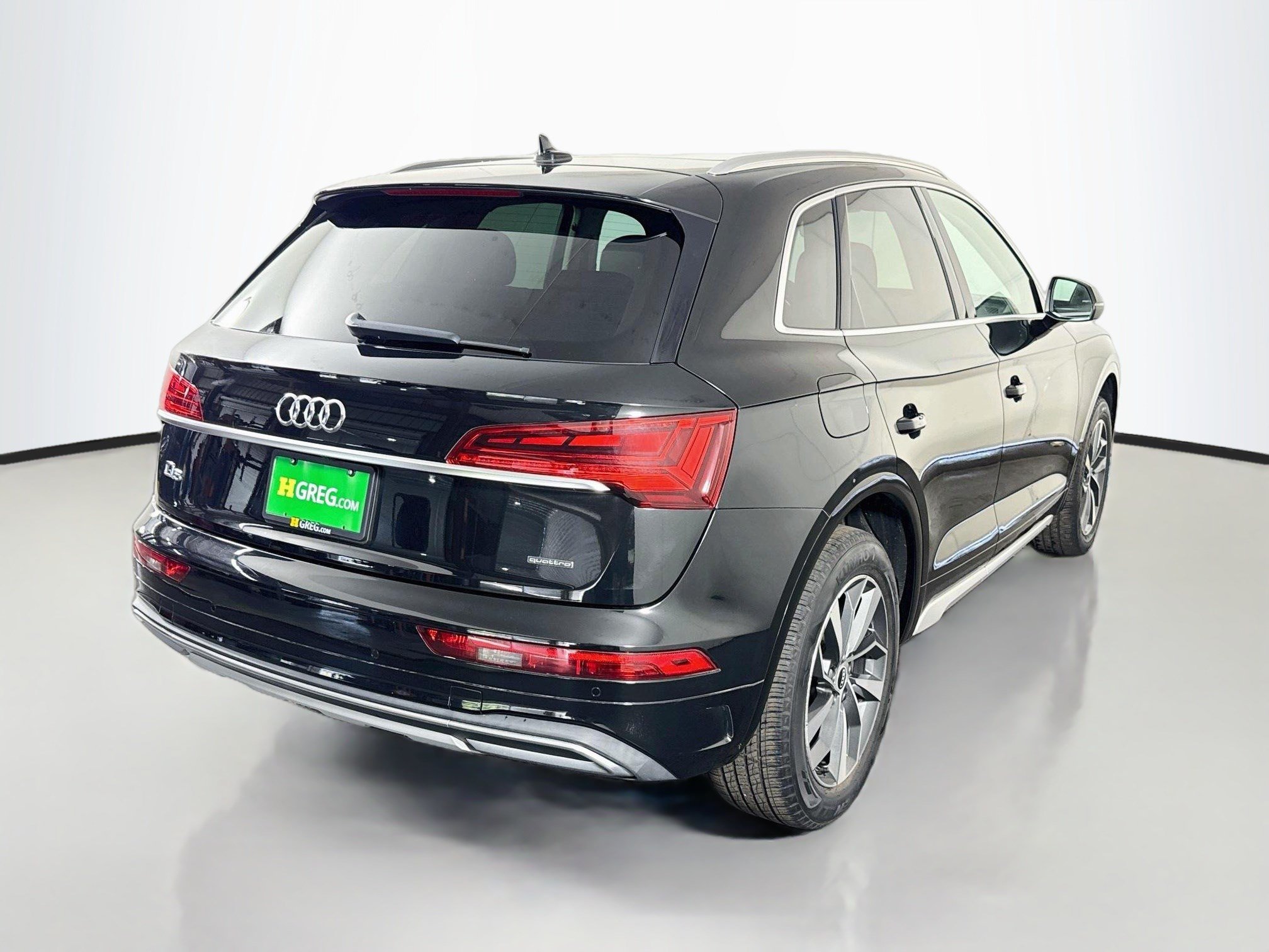 Used 2021 Audi Q5 2.0T Premium Plus w/ Premium Plus Package AWD/4WD image 10