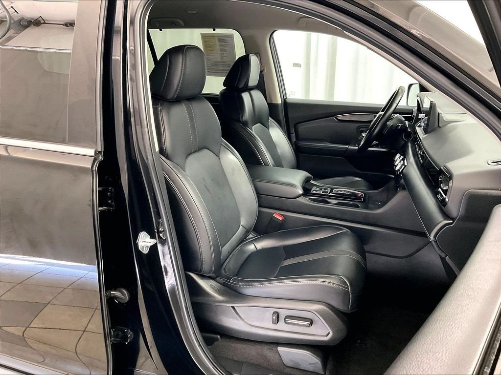 Used 2023 Honda Pilot EX-L image 11