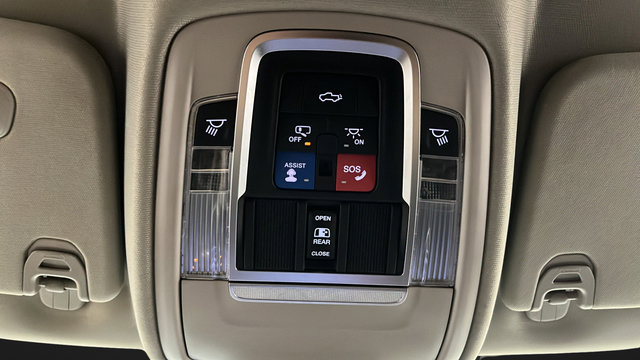Used 2022 RAM 1500 Laramie AWD/4WD image 30