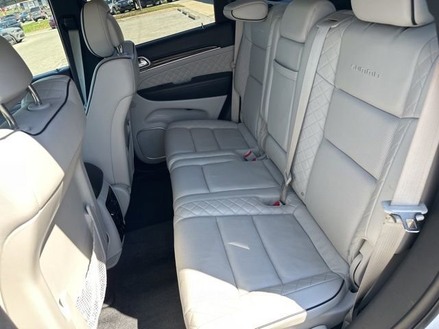 Used 2018 Jeep Grand Cherokee Summit AWD/4WD image 20