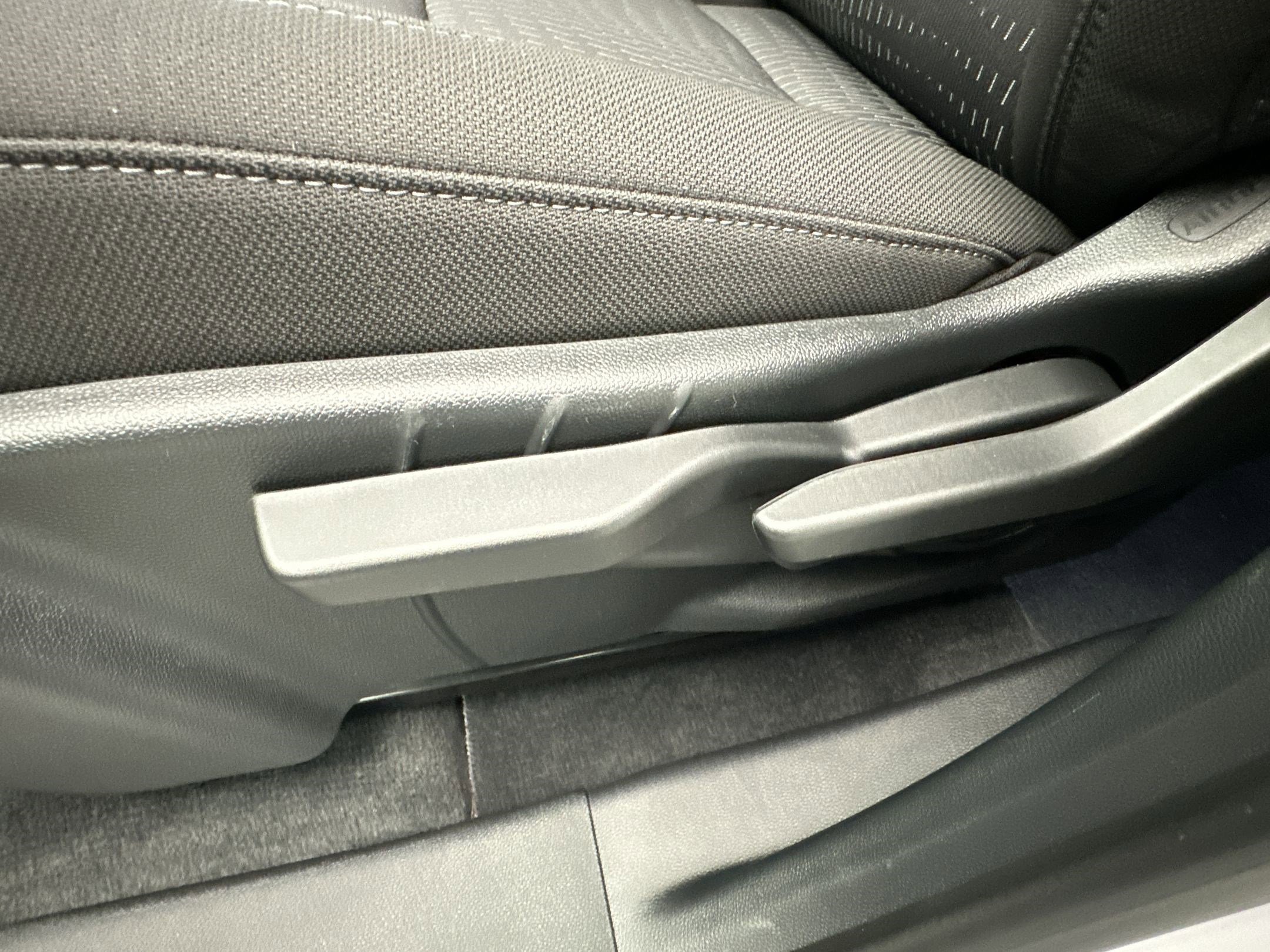 New 2026 Chevrolet Equinox LT image 13