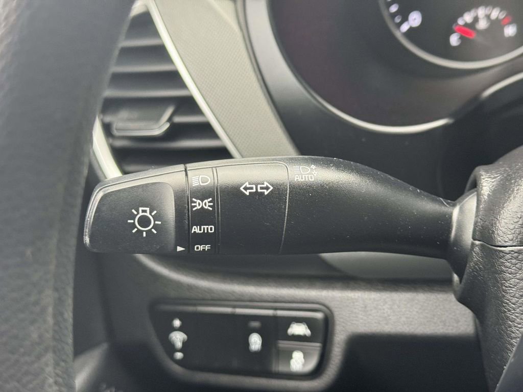 Used 2022 Kia Seltos LX image 20