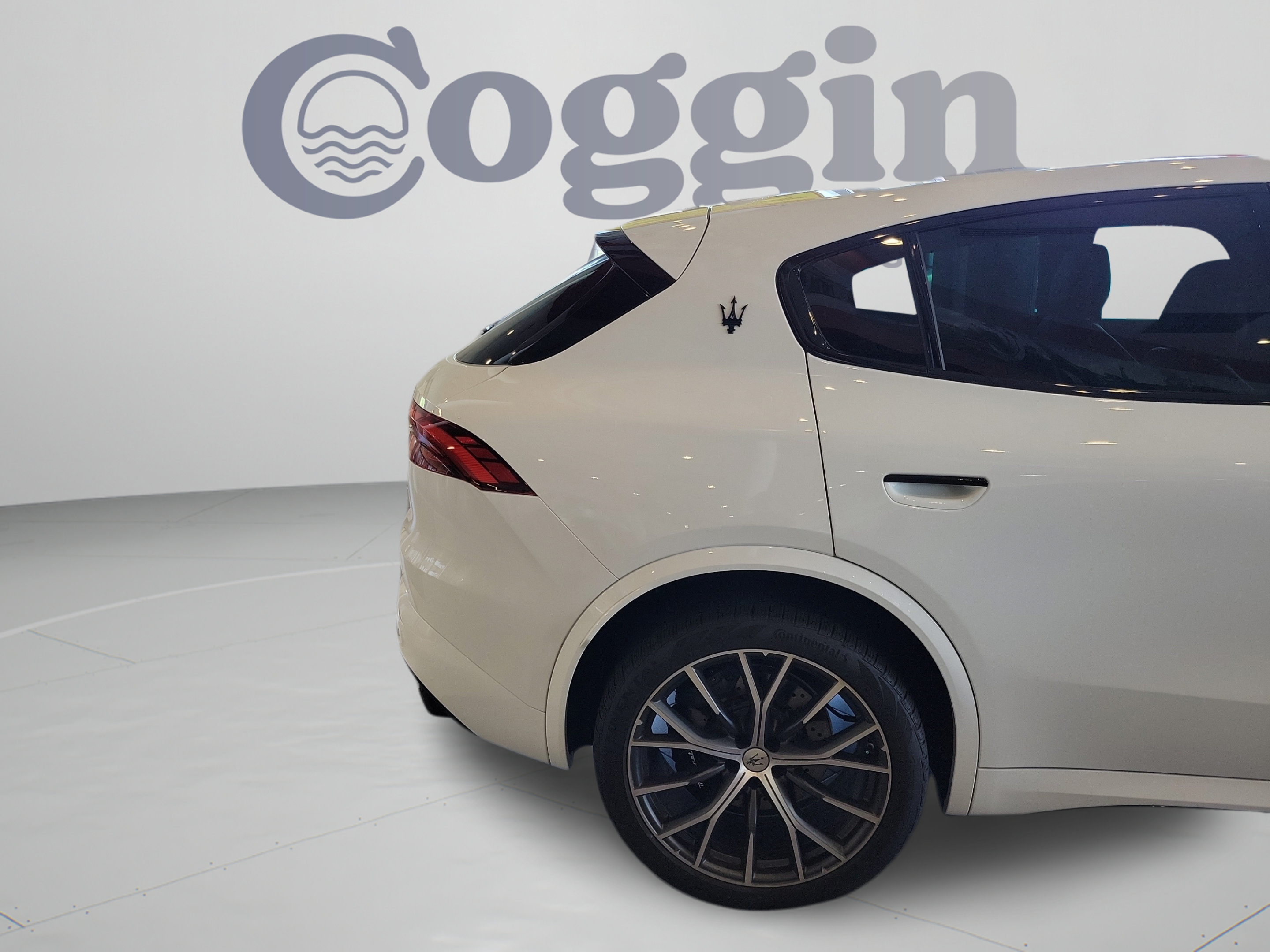 Used 2026 Maserati Grecale Modena AWD/4WD image 32