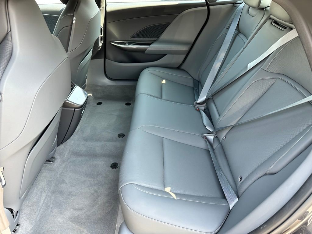 Used 2024 Lucid Air Pure image 10