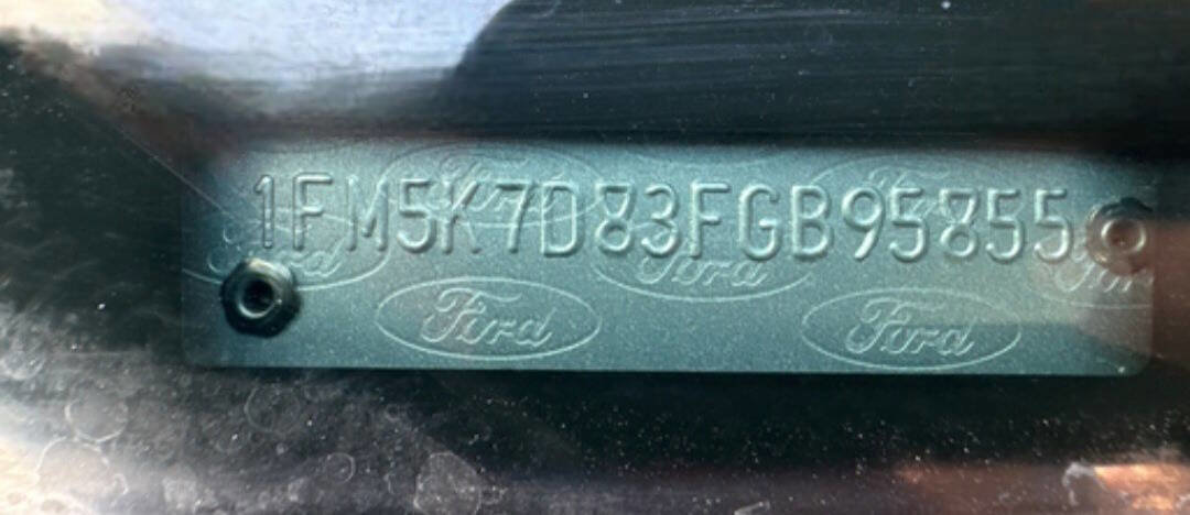 Used 2015 Ford Explorer XLT w/ Equipment Group 202B image 19