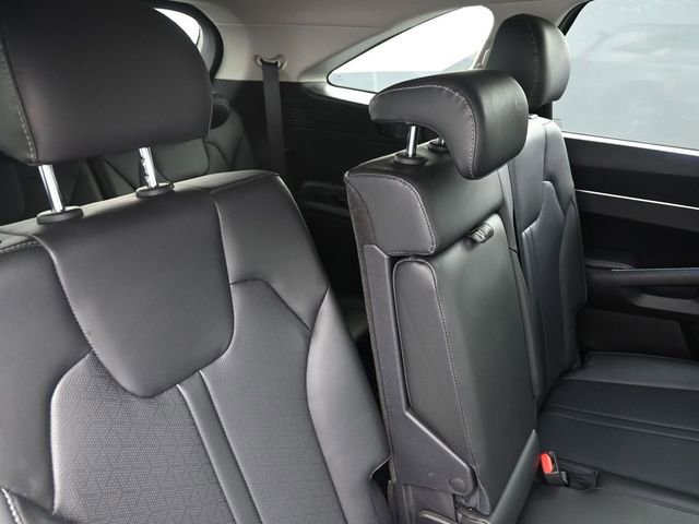 Used 2022 Kia Sorento S w/ Panoramic Sunroof Package image 33