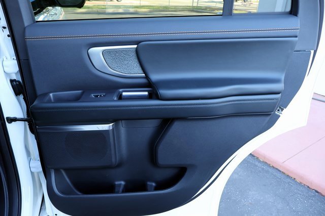 Used 2025 Ford Expedition Tremor image 22