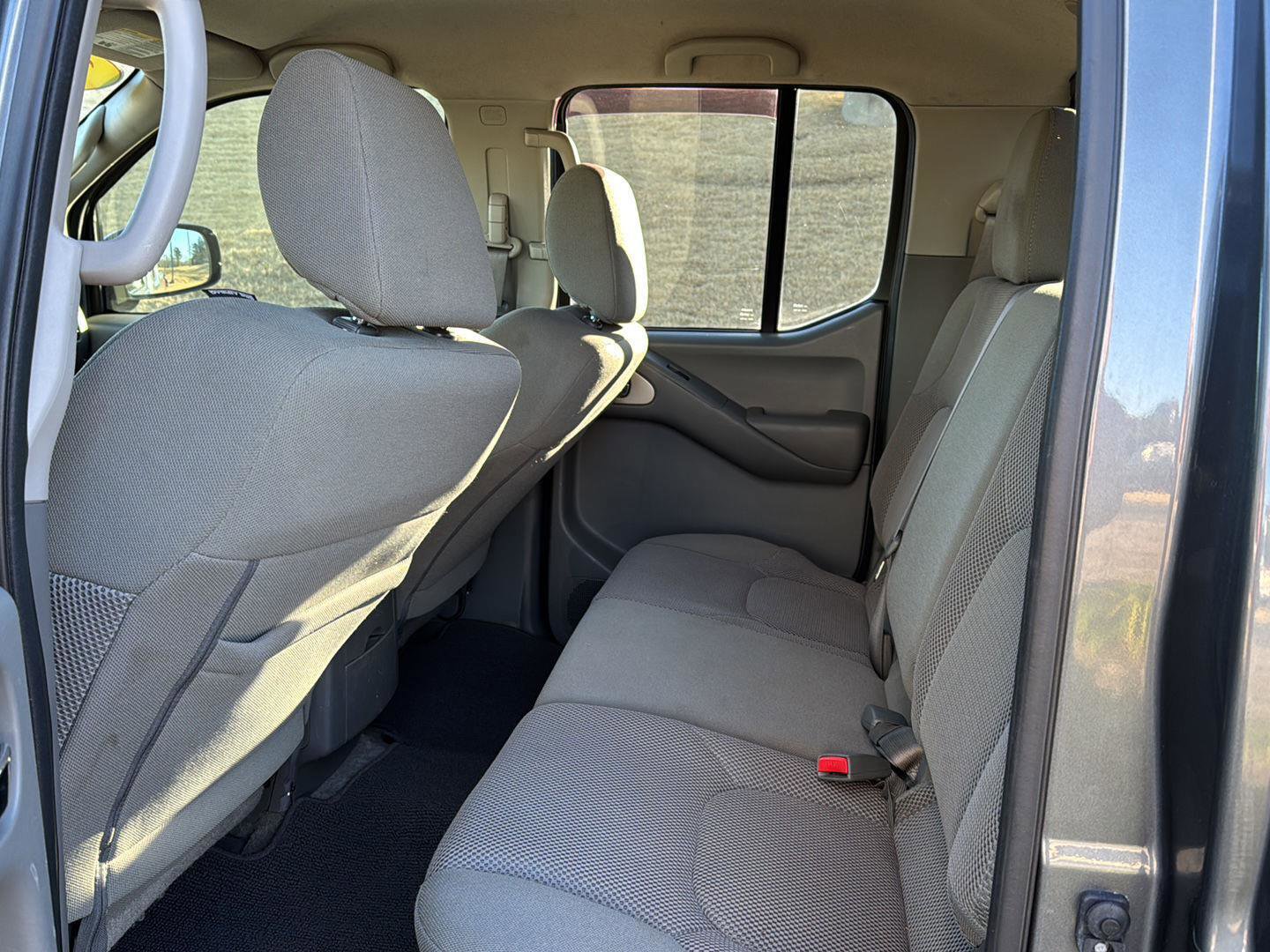 Used 2018 Nissan Frontier SV w/ Value Truck Package image 9