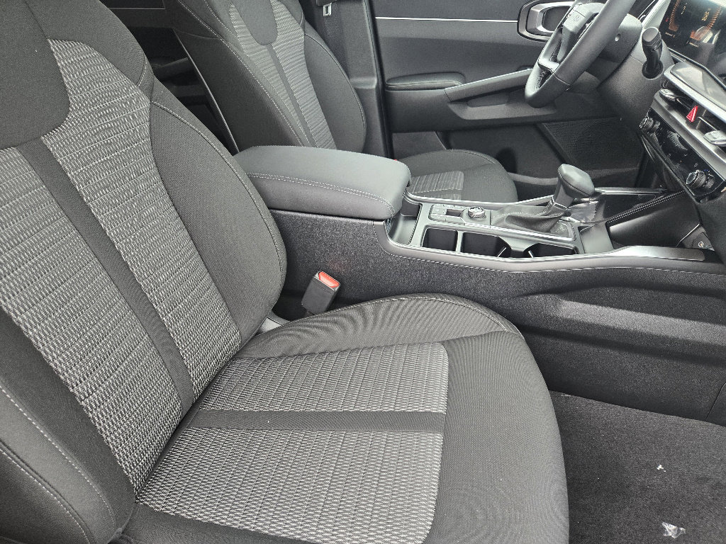 New 2026 Kia Sorento LX image 10