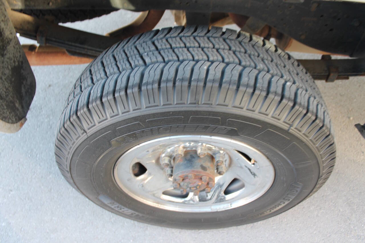 Used 1997 Dodge Ram 2500 Truck 2WD Club Cab image 24