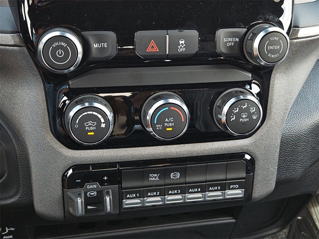 New 2026 RAM 5500 Tradesman w/ Chrome Appearance Group image 26