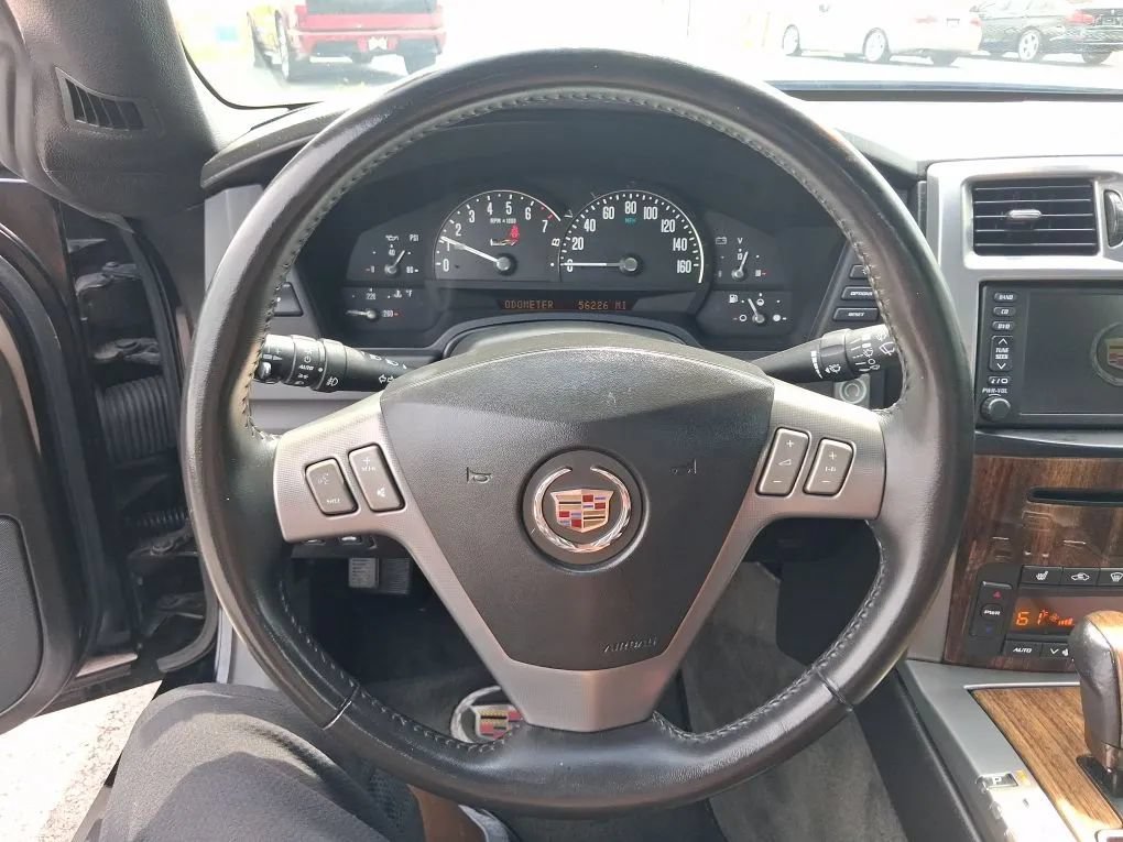 Used 2006 Cadillac XLR V RWD image 33