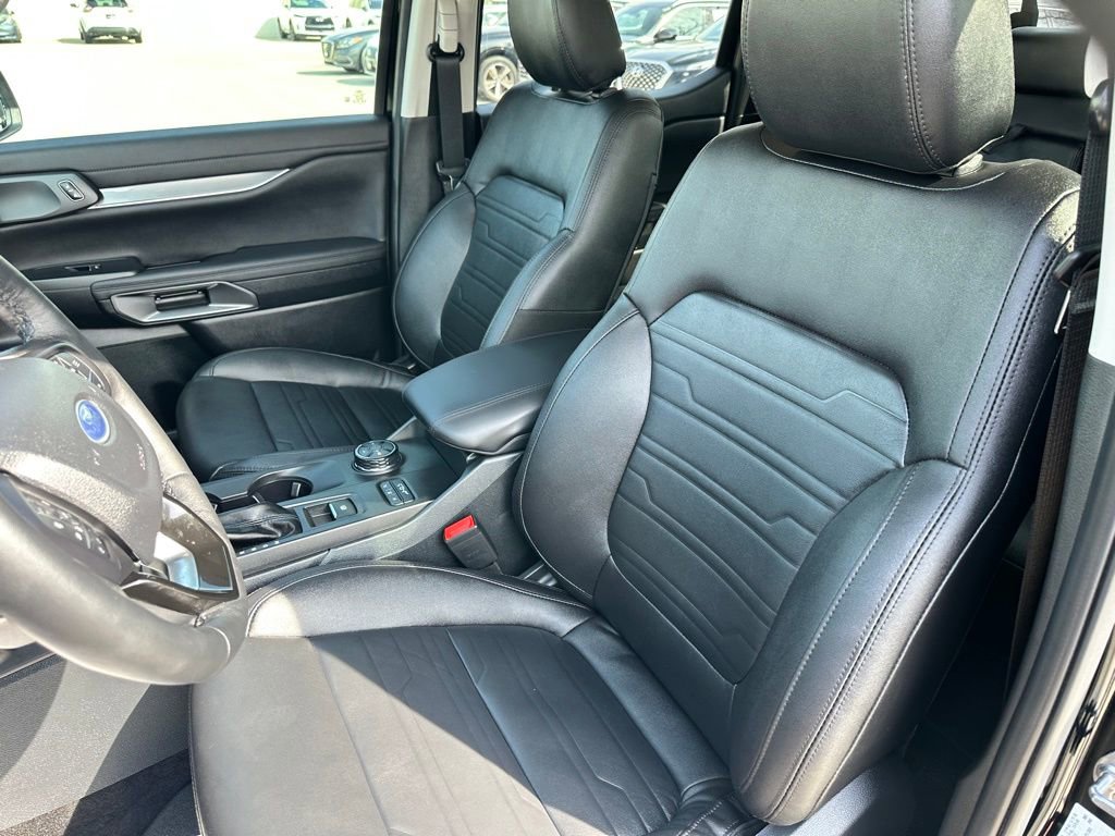 Used 2025 Ford Ranger Lariat w/ FX4 Off-Road Package image 18