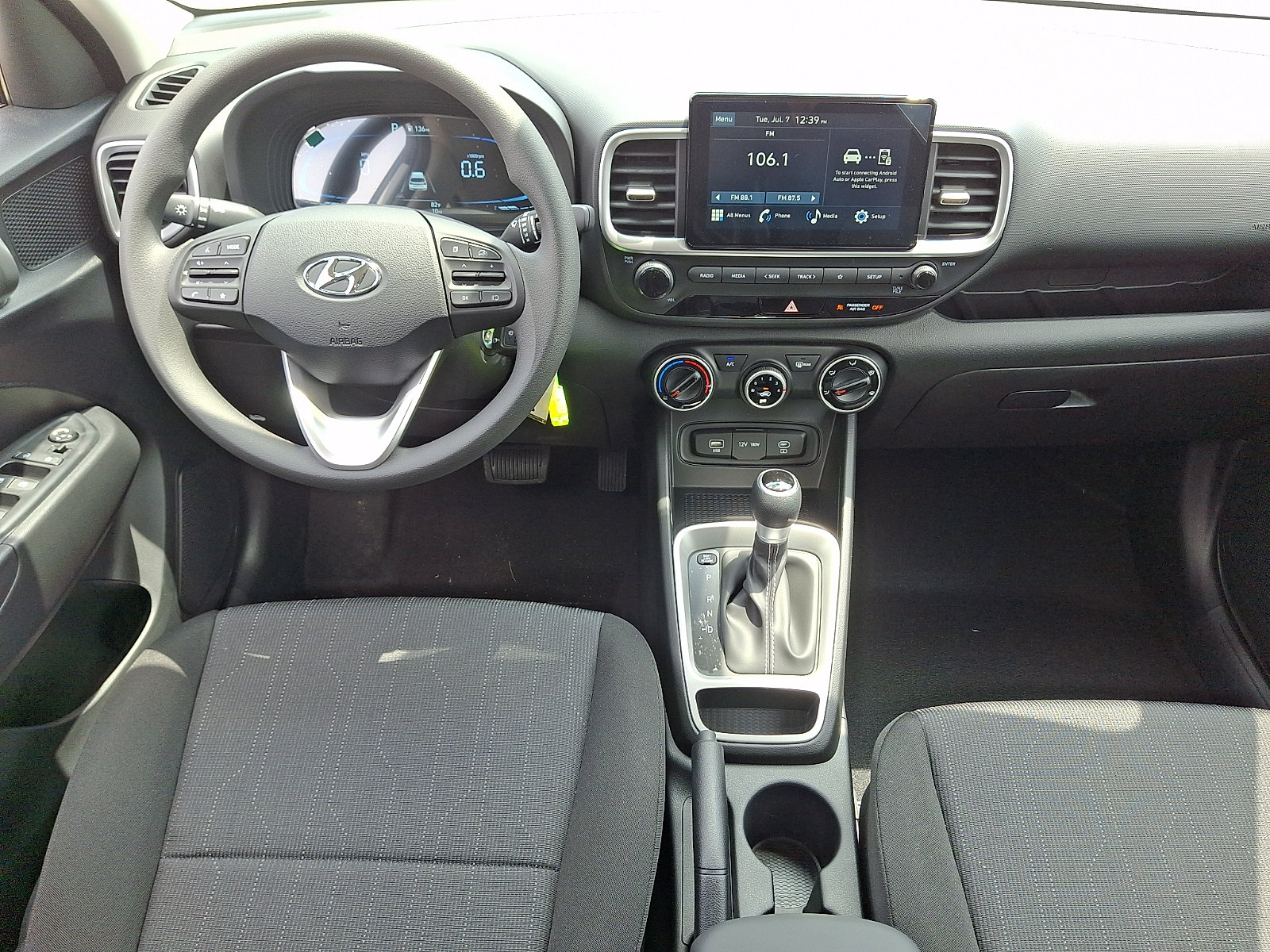 New 2026 Hyundai Venue SE FWD image 10