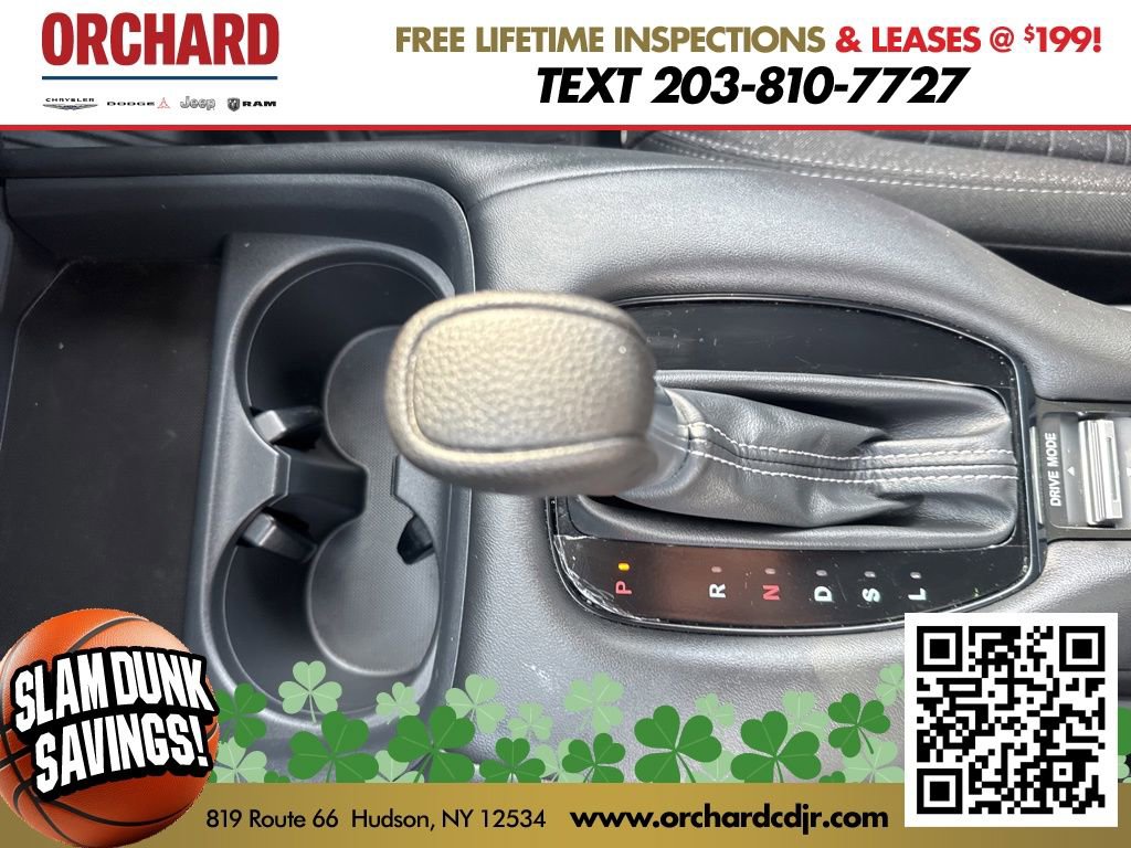 Used 2025 Honda HR-V LX image 32