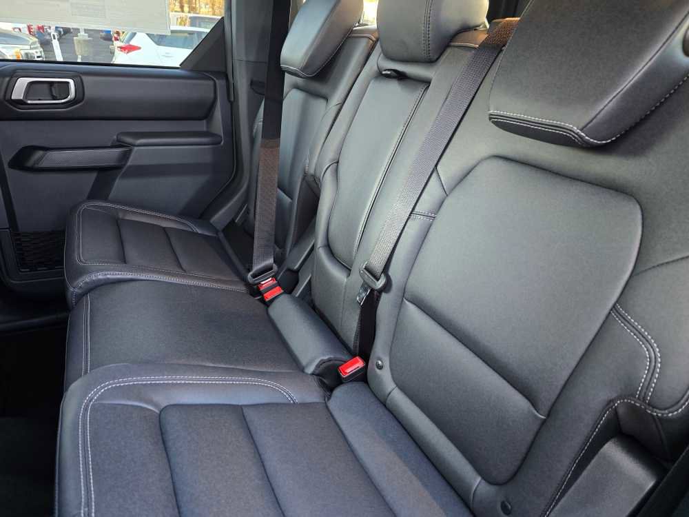 New 2026 Ford Bronco Badlands image 24