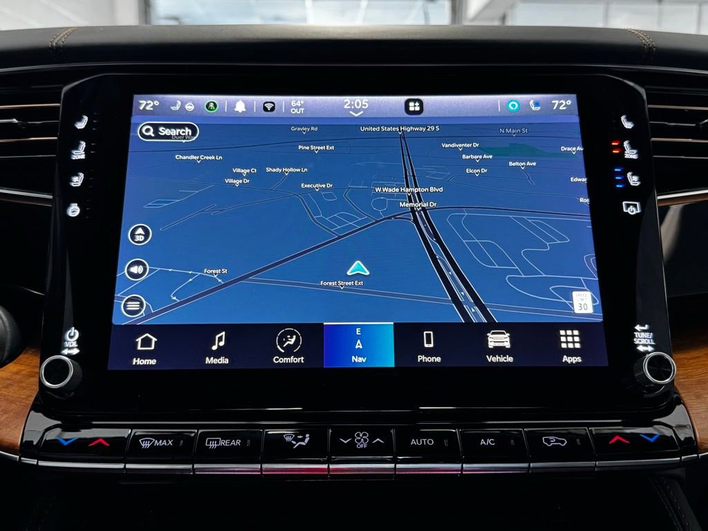 Certified 2024 Jeep Grand Wagoneer Series III w/ HD Trailer Tow Package image 21