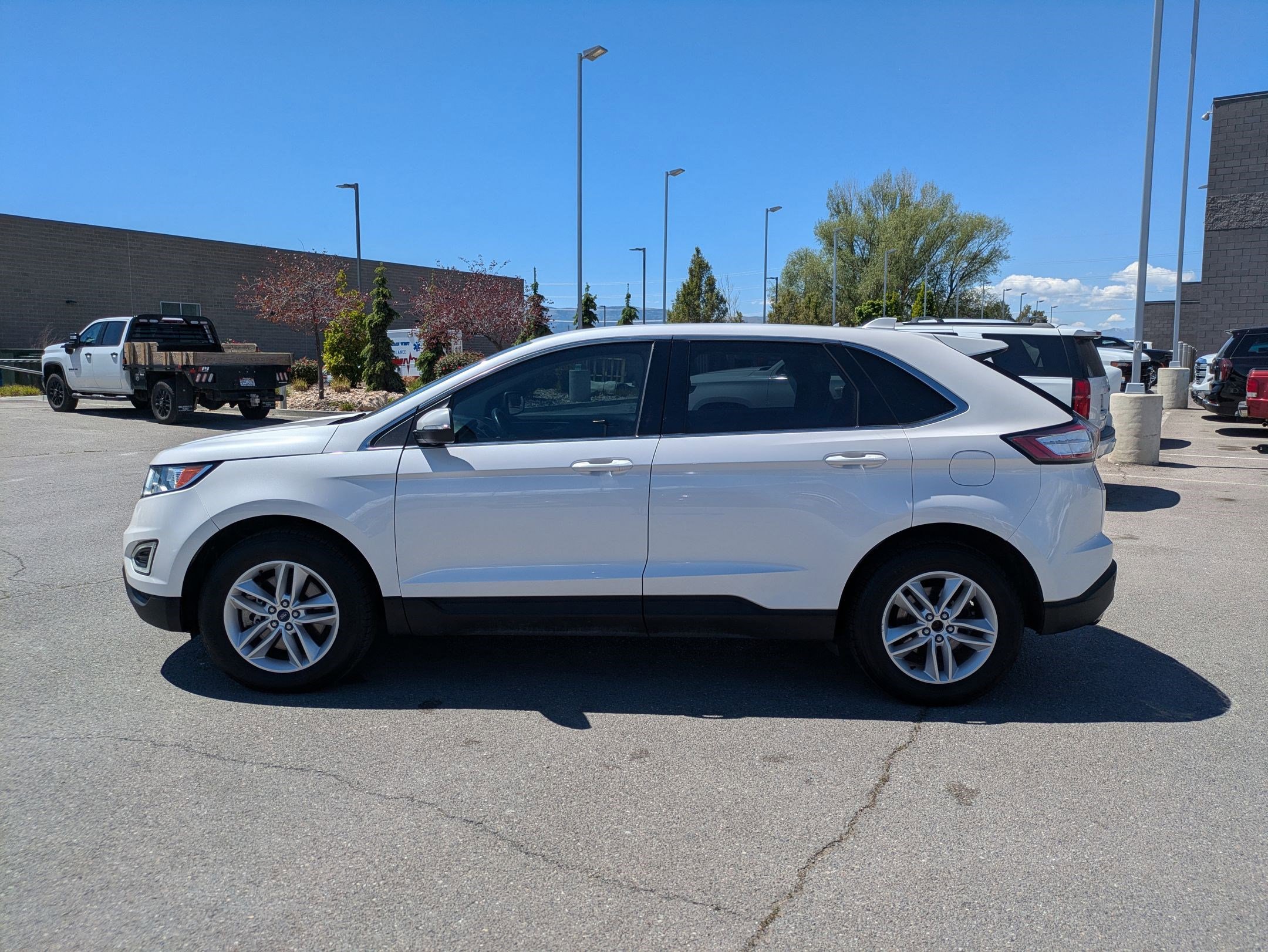 Used 2017 Ford Edge SEL w/ Equipment Group 201A AWD/4WD image 7