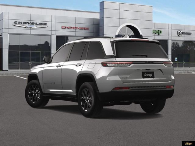 New 2025 Jeep Grand Cherokee Laredo image 5