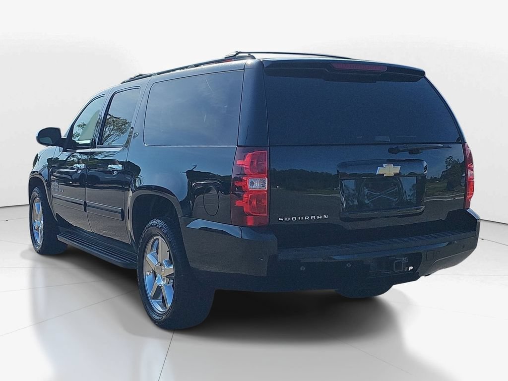 Used 2013 Chevrolet Suburban LT w/ Texas Edition RWD image 8