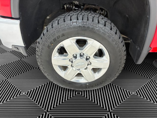 Used 2021 Chevrolet Silverado 3500 LT w/ Convenience Package AWD/4WD image 9