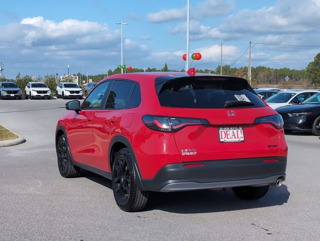 Used 2025 Honda HR-V Sport image 6