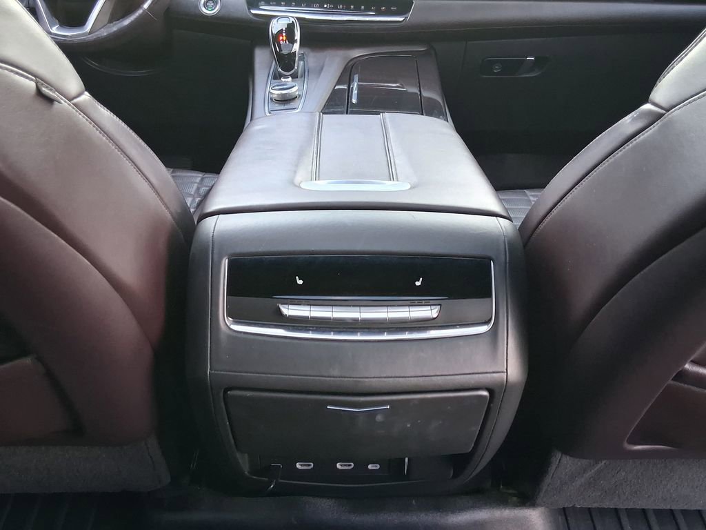 Used 2021 Cadillac Escalade Sport Platinum w/ Heavy-Duty Trailer Package RWD image 28