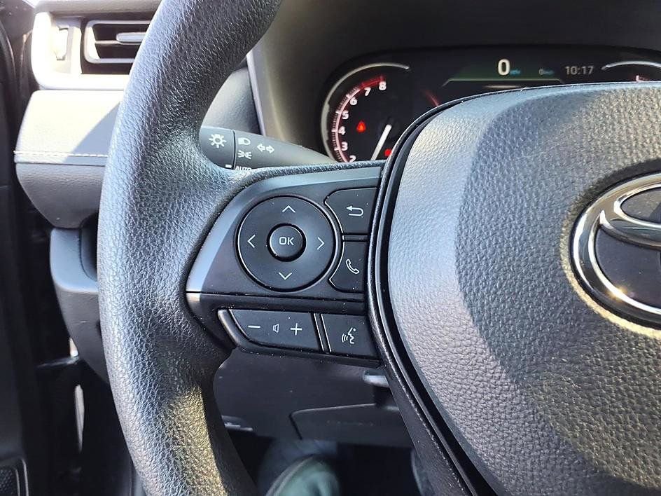 Used 2024 Toyota RAV4 XLE image 26
