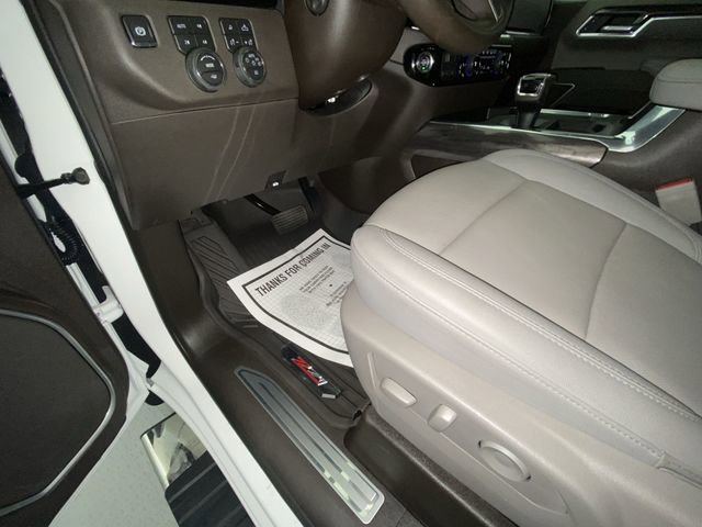 Used 2026 Chevrolet Silverado 1500 LTZ w/ LTZ Premium Package image 12