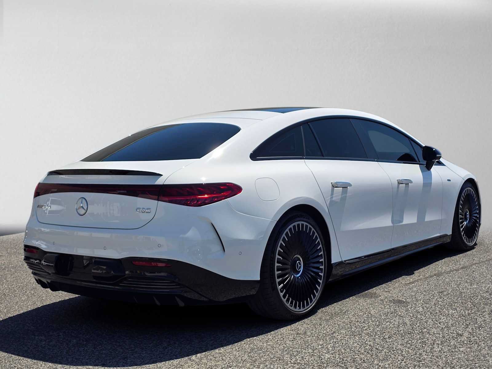 Used 2024 Mercedes-Benz EQS AMG 4MATIC image 4