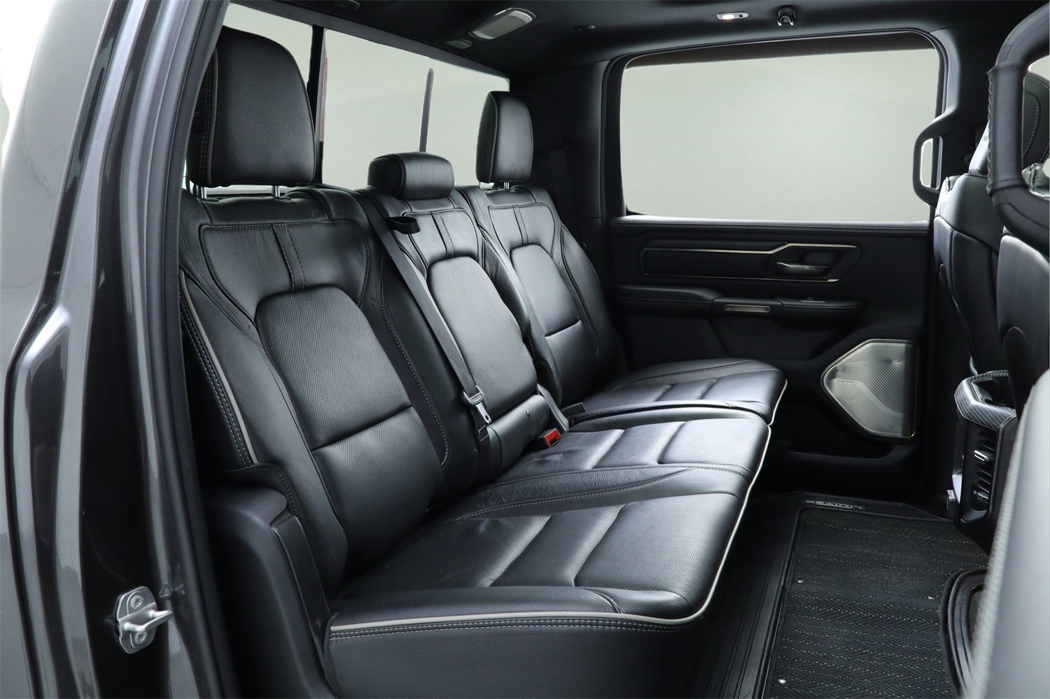 Used 2021 RAM 1500 Limited w/ Night Edition image 31