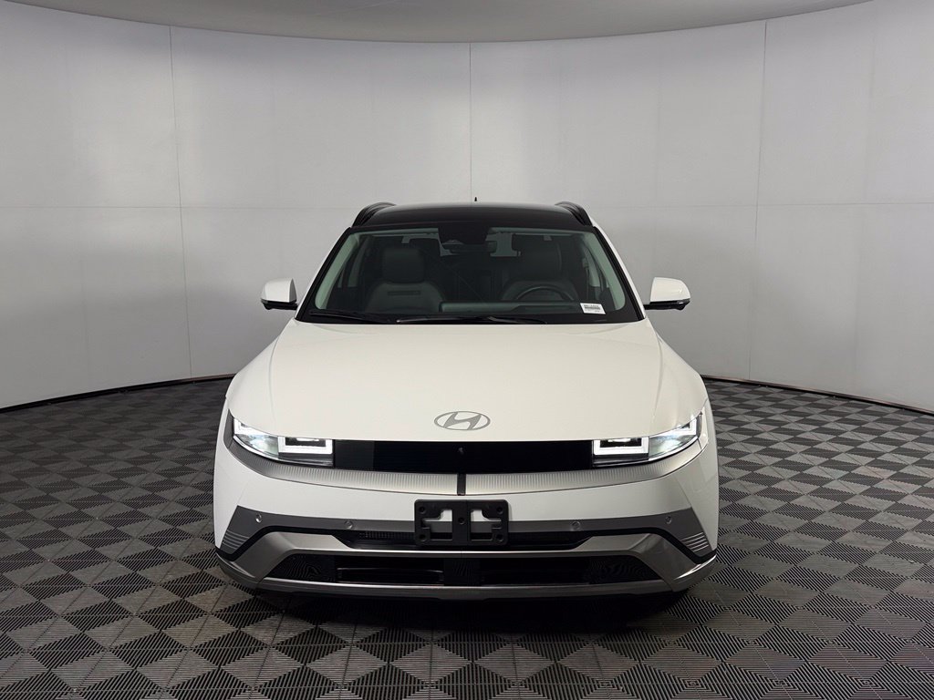 Used 2025 Hyundai Ioniq 5 Limited RWD image 3