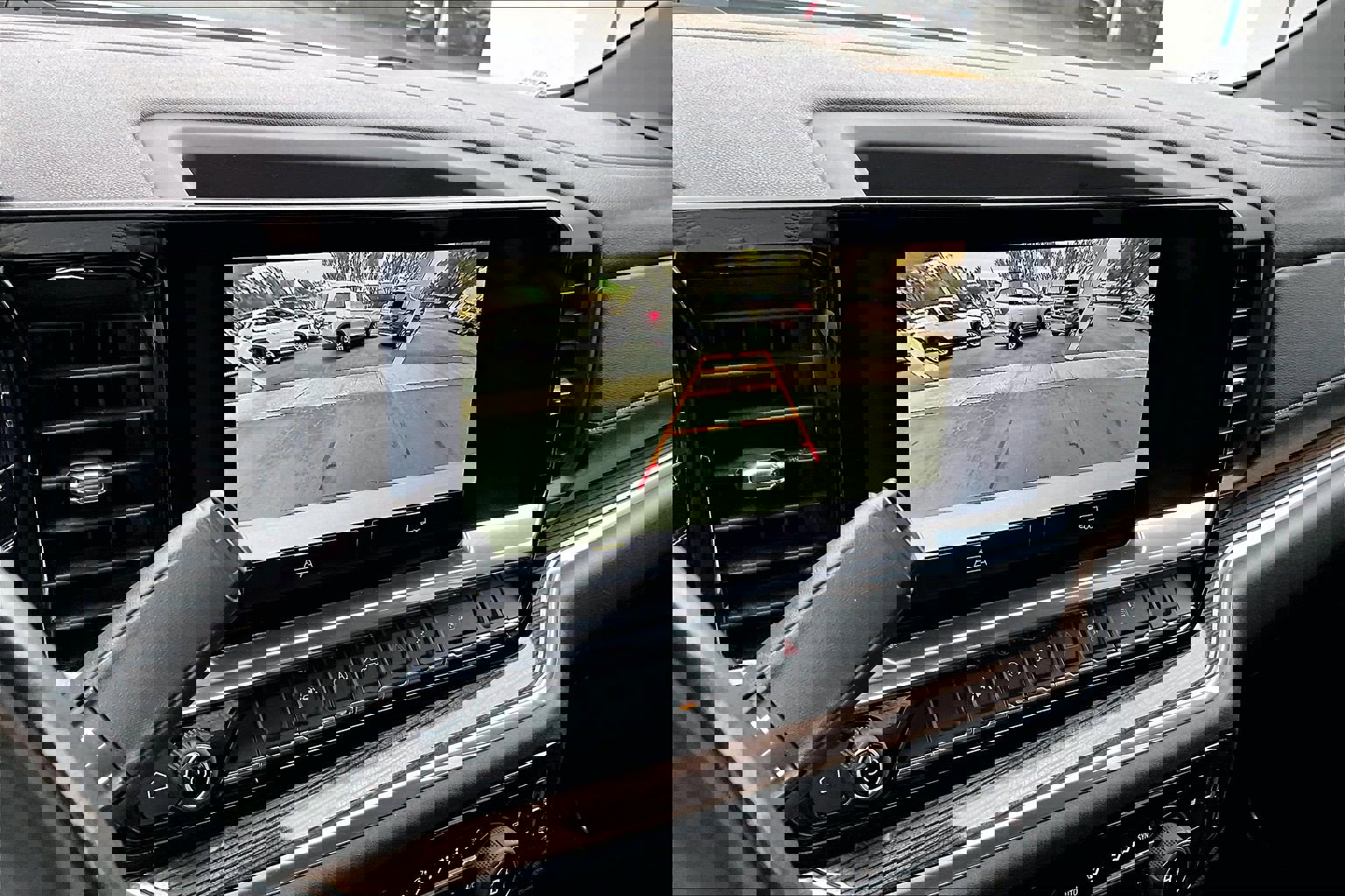 Certified 2023 Chevrolet Silverado 1500 LT w/ Protection Package AWD/4WD image 23