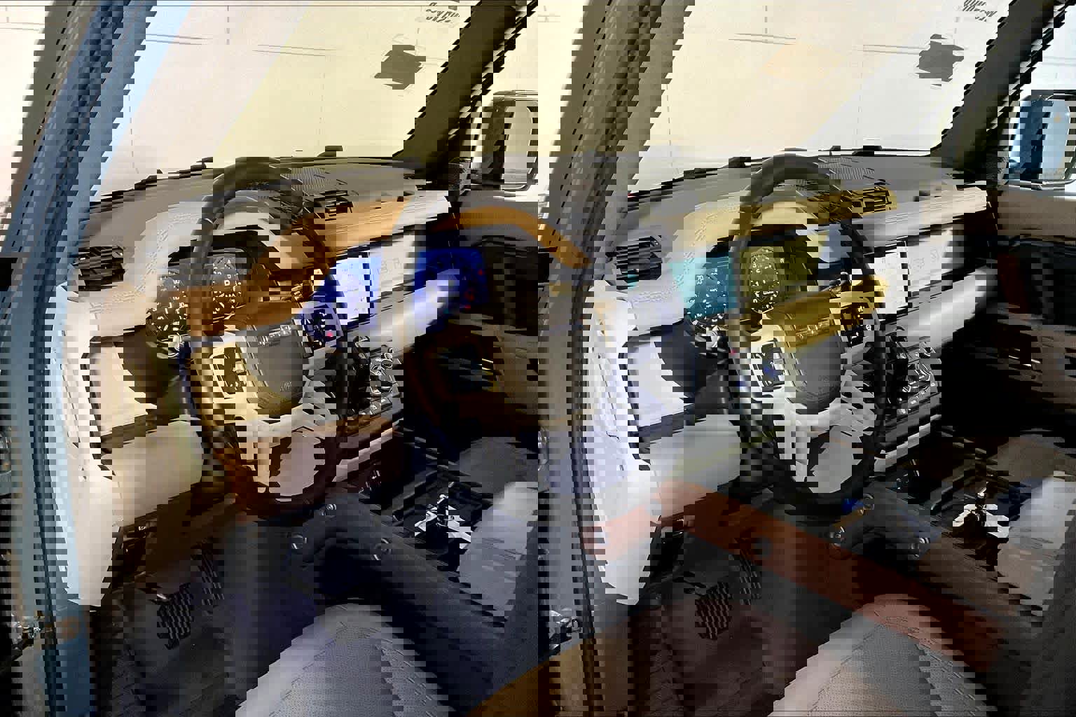 Used 2020 Land Rover Defender 110 HSE image 18