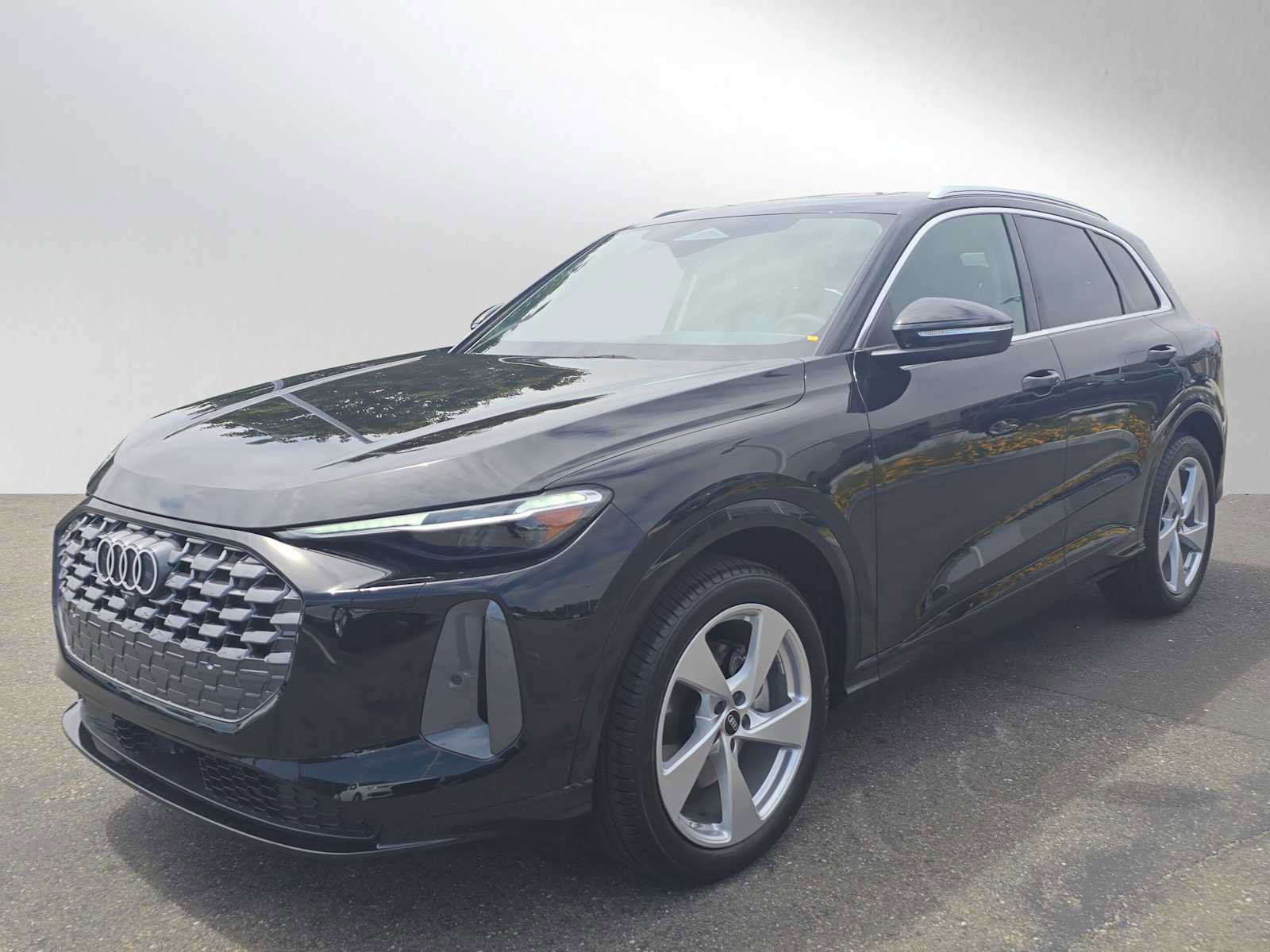 New 2025 Audi Q5 Prestige image 7
