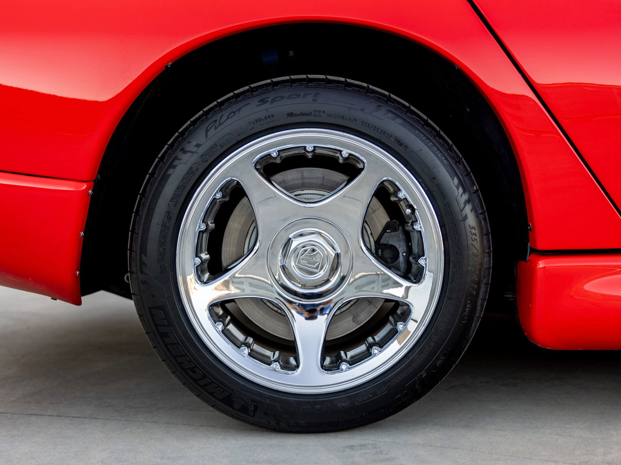 Used 1997 Dodge Viper GTS RWD image 28
