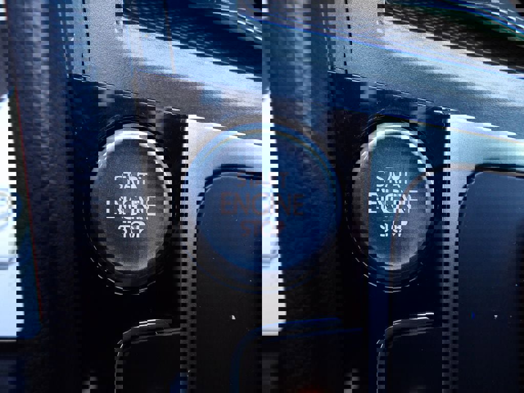 Used 2018 Volkswagen Golf R DCC & Navigation 4motion image 18