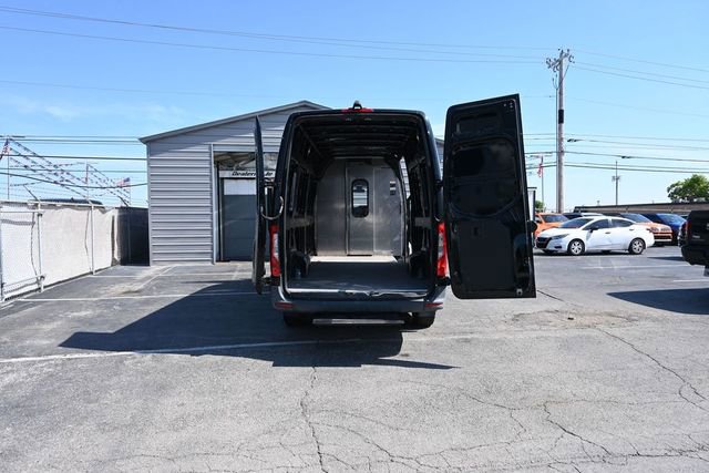 Used 2019 Mercedes-Benz Sprinter 2500 image 15