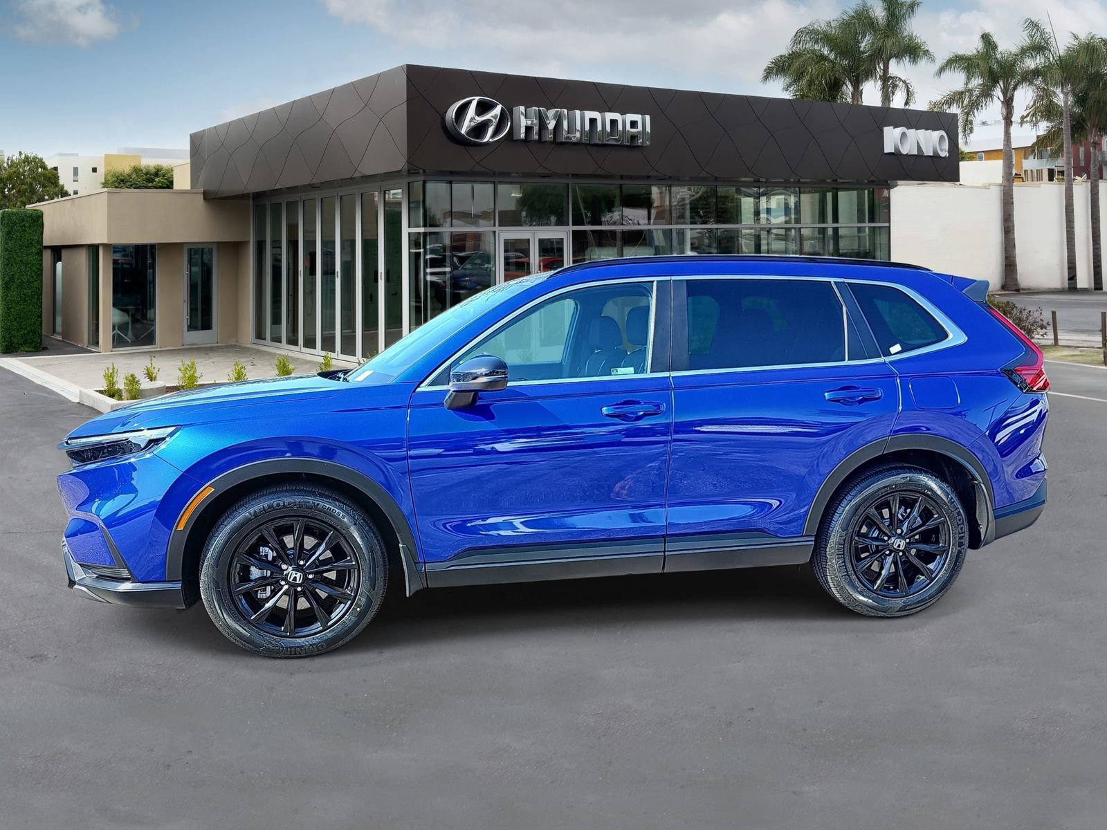 Used 2025 Honda CR-V Sport image 6